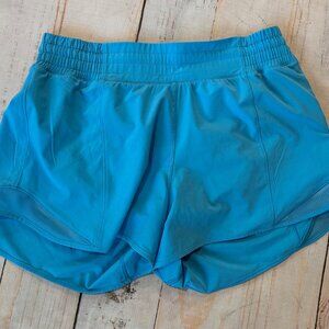 Lululemon Hotty Hot lined short sz 8 blue 4” excellent condition